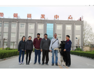 印度加爾各答客商來金鋒鋸業(yè)考察數控帶鋸床